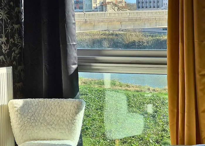 Majestic - Wifi - Parking - Vue